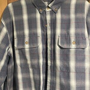Men's Huk Flannel. Lightly used in excellent condition.